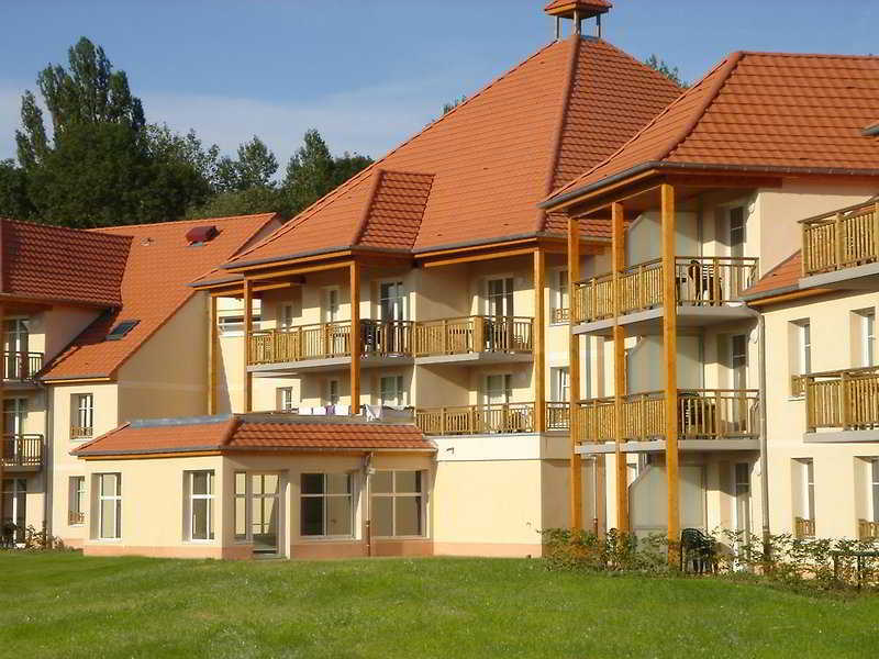 Residhotel Golf Garden Levernois Extérieur photo